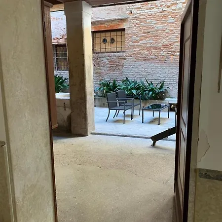 Luxury Apartment In San Marco With Canal View Venedig Exterior foto